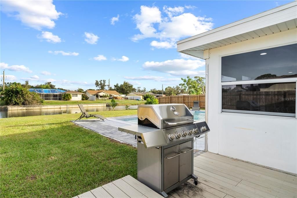 For Sale: $349,000 (3 beds, 2 baths, 1400 Square Feet)