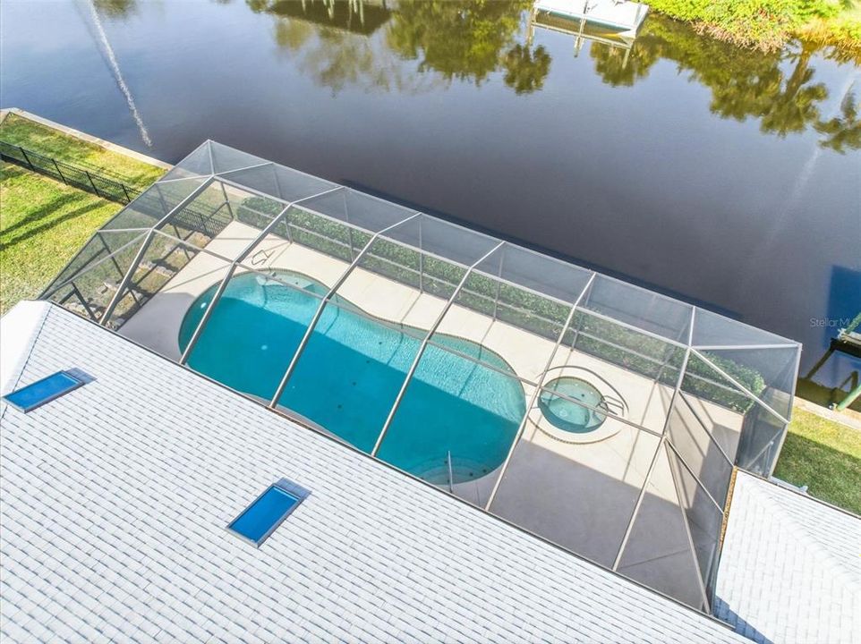 Active With Contract: $1,100,001 (5 beds, 2 baths, 2748 Square Feet)