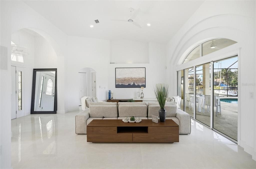 Active With Contract: $1,100,001 (5 beds, 2 baths, 2748 Square Feet)