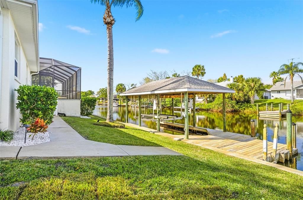 Active With Contract: $1,100,001 (5 beds, 2 baths, 2748 Square Feet)