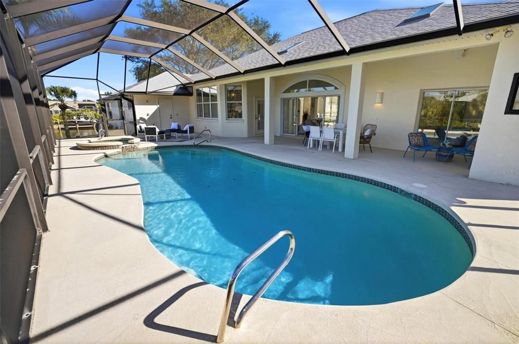 Active With Contract: $1,100,001 (5 beds, 2 baths, 2748 Square Feet)