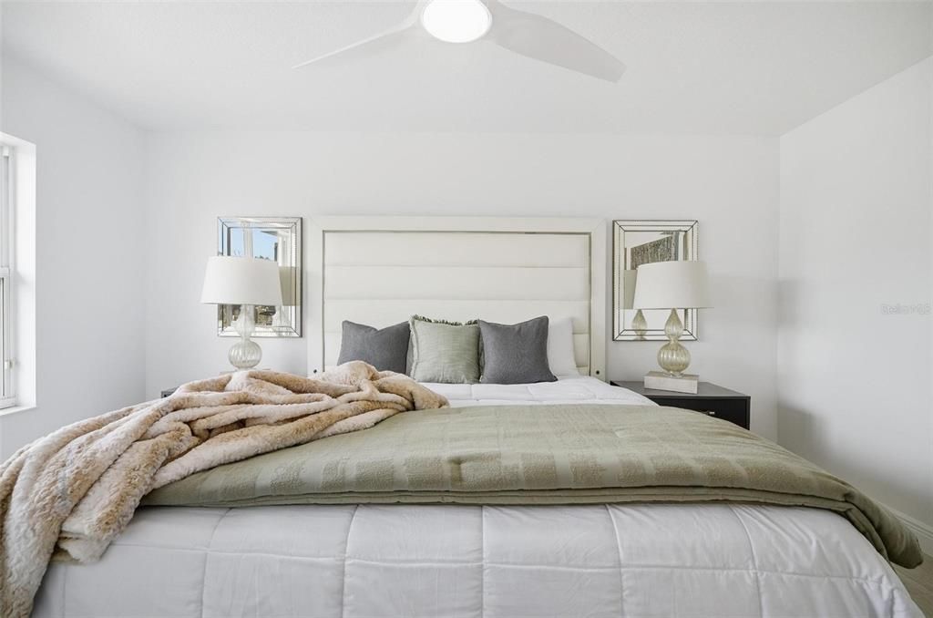 Active With Contract: $1,100,001 (5 beds, 2 baths, 2748 Square Feet)