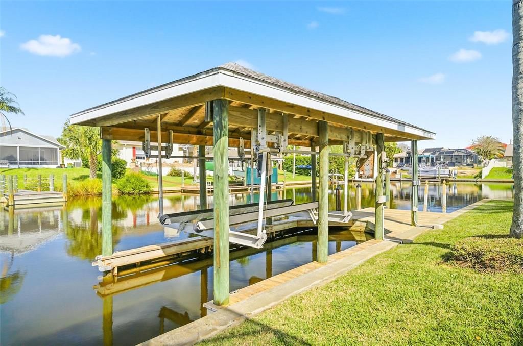 Active With Contract: $1,100,001 (5 beds, 2 baths, 2748 Square Feet)