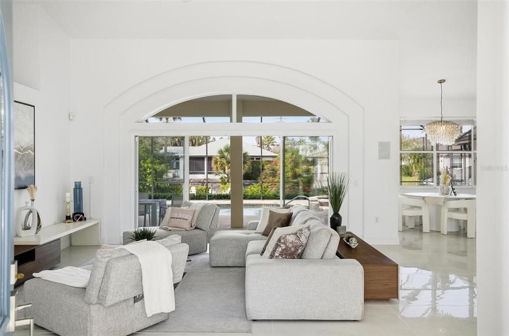 Active With Contract: $1,100,001 (5 beds, 2 baths, 2748 Square Feet)