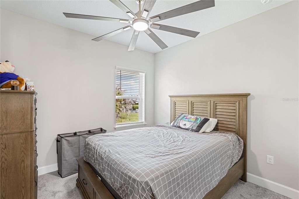 For Sale: $700,000 (4 beds, 3 baths, 2632 Square Feet)