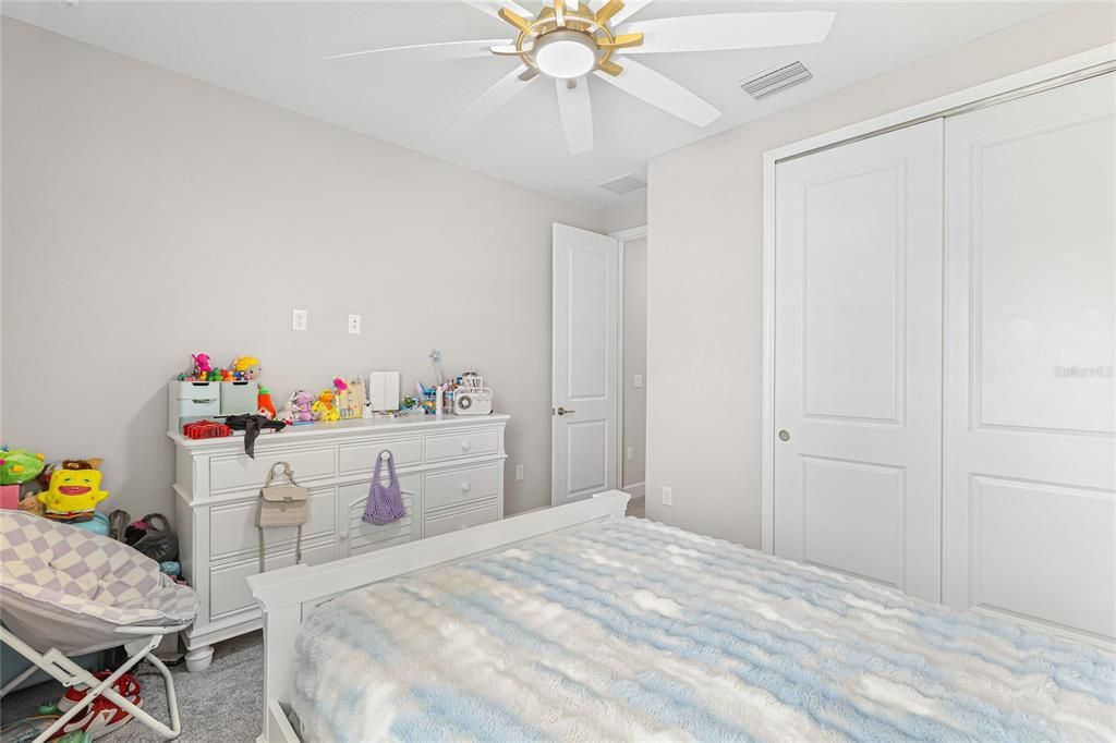 For Sale: $700,000 (4 beds, 3 baths, 2632 Square Feet)