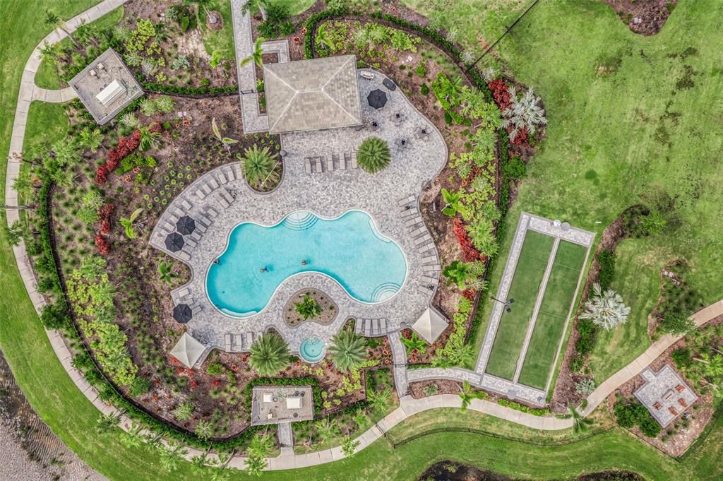 For Sale: $700,000 (4 beds, 3 baths, 2632 Square Feet)