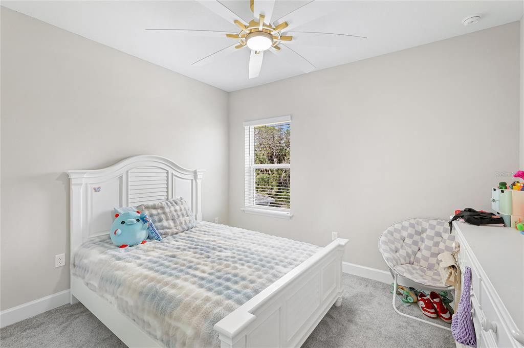 For Sale: $700,000 (4 beds, 3 baths, 2632 Square Feet)