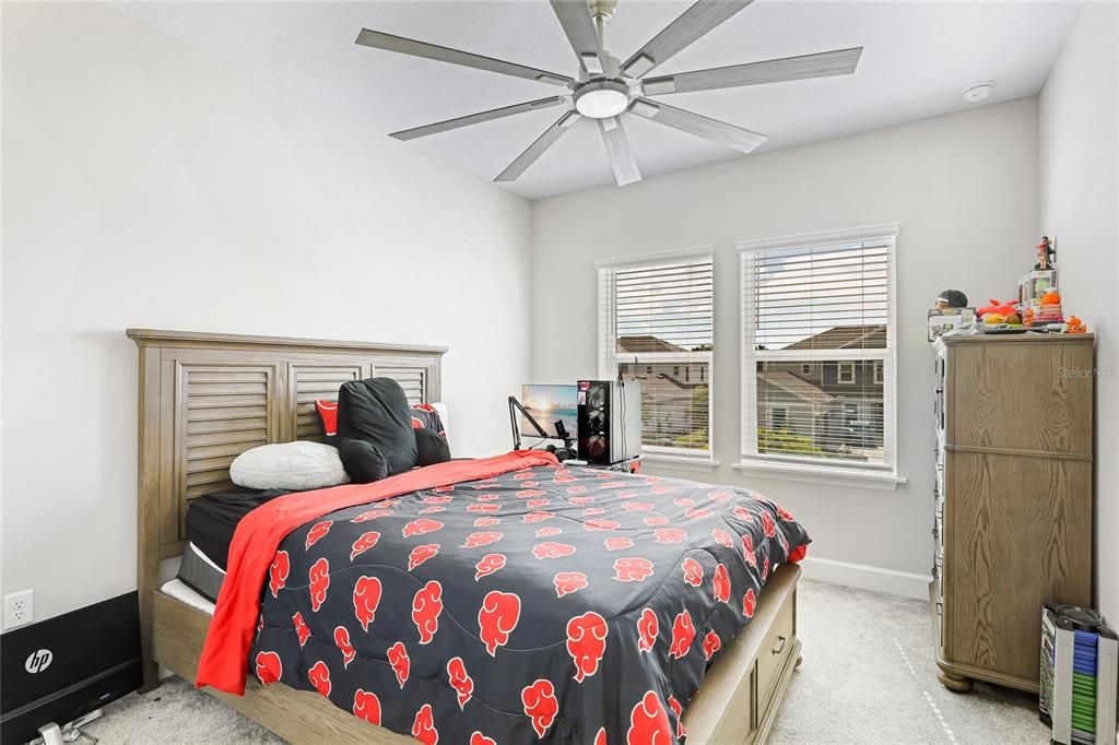 For Sale: $700,000 (4 beds, 3 baths, 2632 Square Feet)