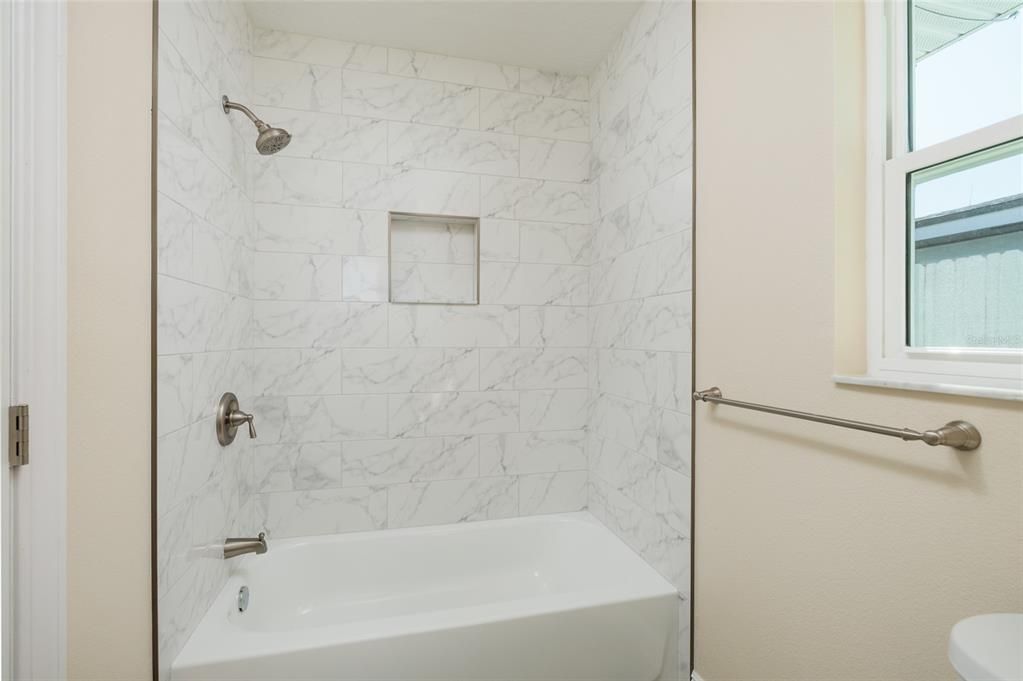 En Venta: $1,635,000 (3 camas, 2 baños, 2272 Pies cuadrados)