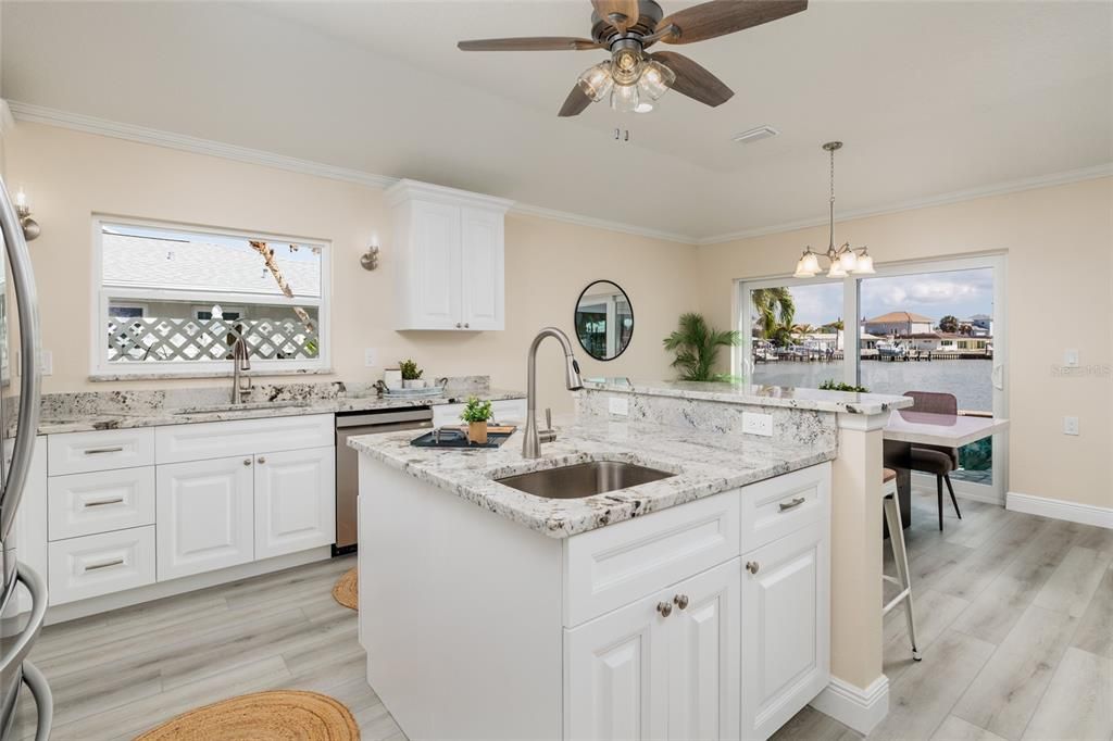 En Venta: $1,635,000 (3 camas, 2 baños, 2272 Pies cuadrados)