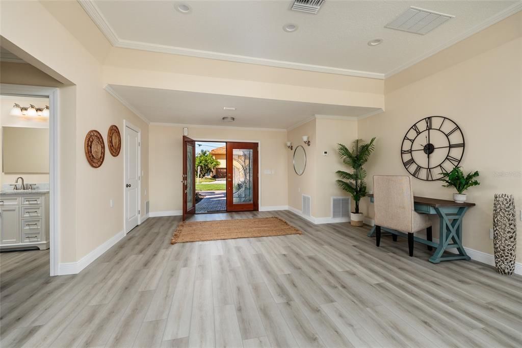 En Venta: $1,635,000 (3 camas, 2 baños, 2272 Pies cuadrados)