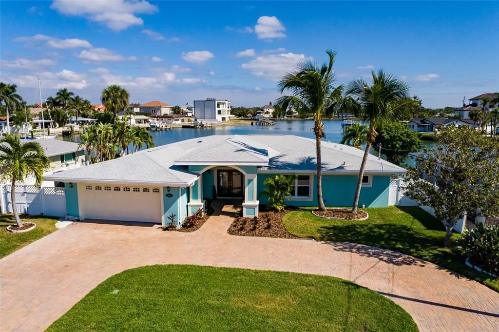 En Venta: $1,635,000 (3 camas, 2 baños, 2272 Pies cuadrados)