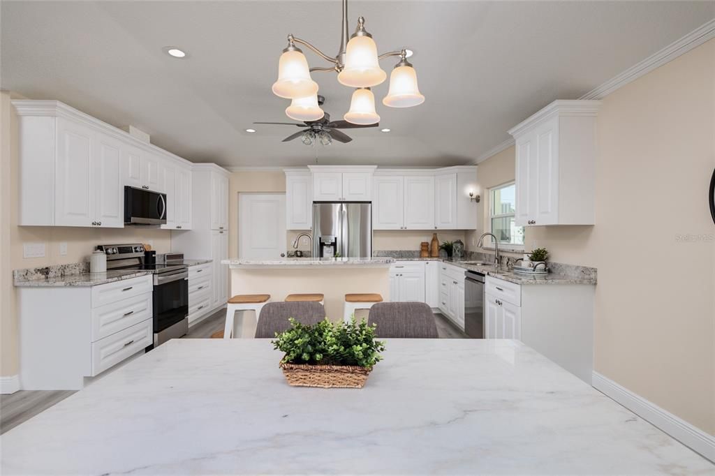 En Venta: $1,635,000 (3 camas, 2 baños, 2272 Pies cuadrados)