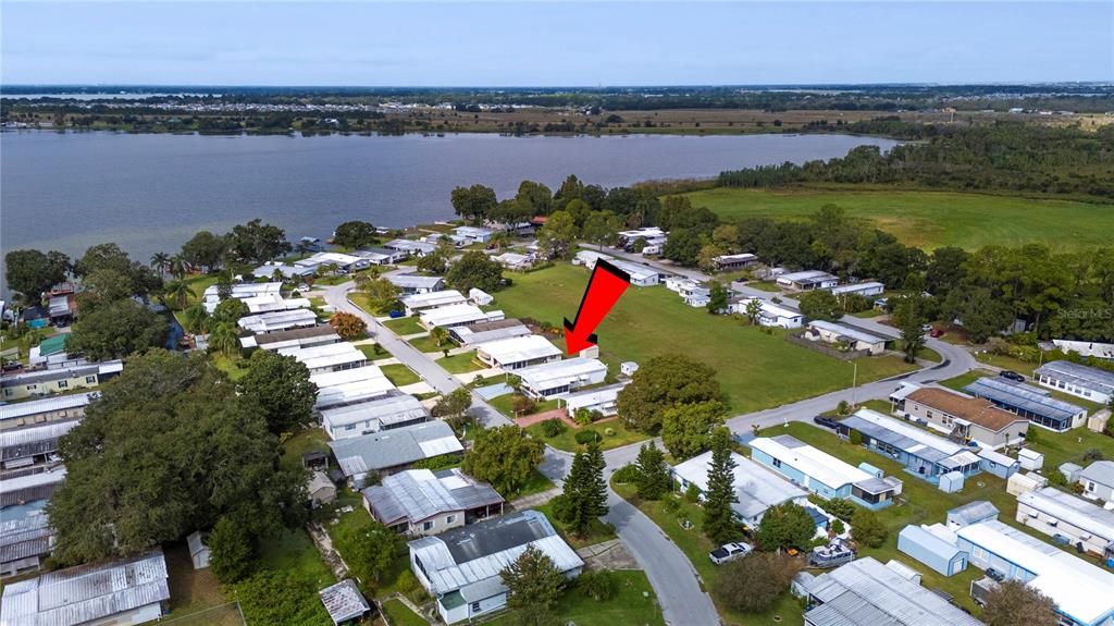 For Sale: $182,900 (2 beds, 2 baths, 1296 Square Feet)