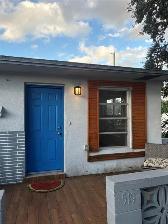 For Sale: $275,000 (3 beds, 2 baths, 1005 Square Feet)