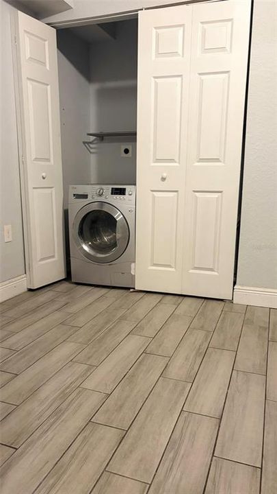 For Sale: $275,000 (3 beds, 2 baths, 1005 Square Feet)