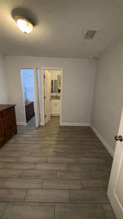 For Sale: $275,000 (3 beds, 2 baths, 1005 Square Feet)