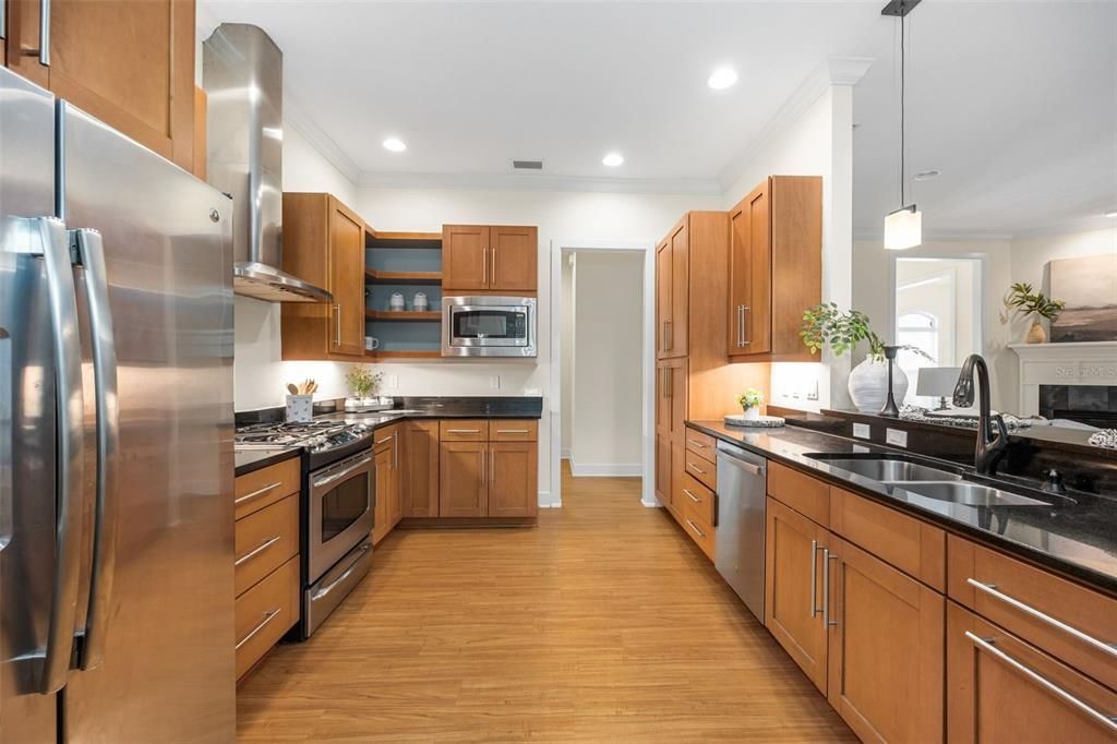 En Venta: $450,000 (3 camas, 2 baños, 2152 Pies cuadrados)