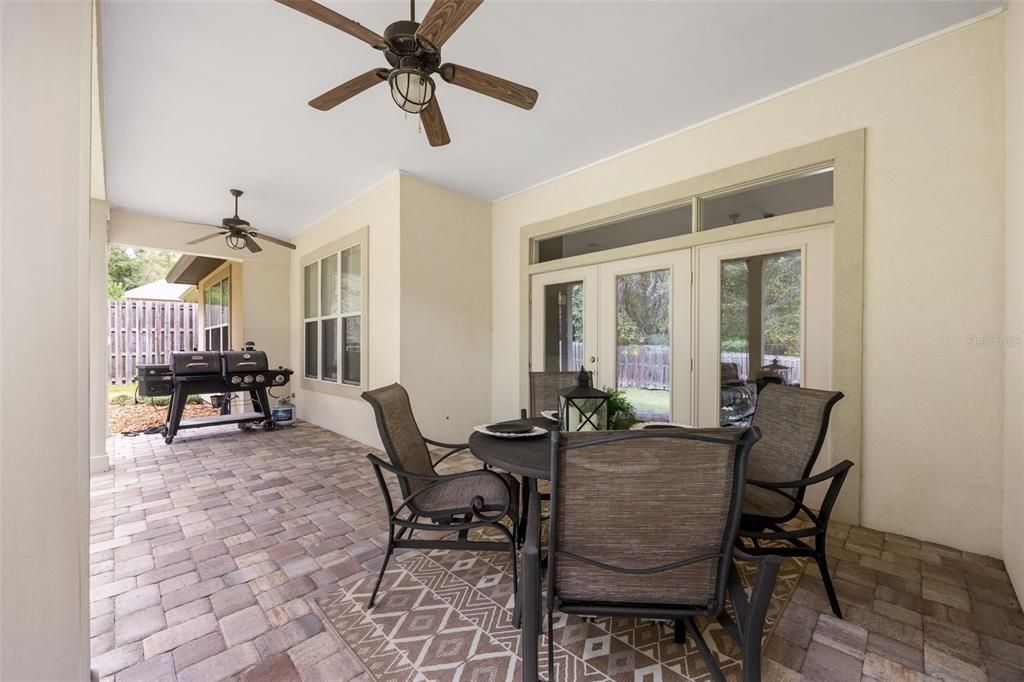 En Venta: $450,000 (3 camas, 2 baños, 2152 Pies cuadrados)