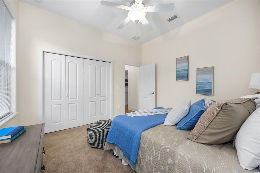 En Venta: $450,000 (3 camas, 2 baños, 2152 Pies cuadrados)