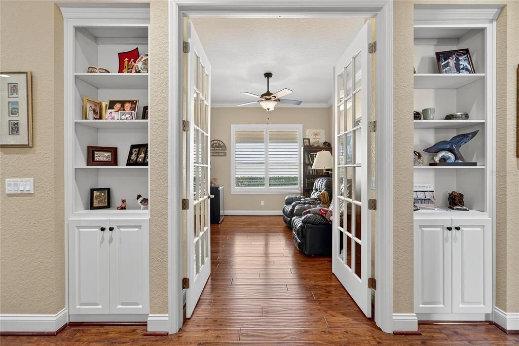 待售: $585,000 (3 贝兹, 2 浴室, 2434 平方英尺)