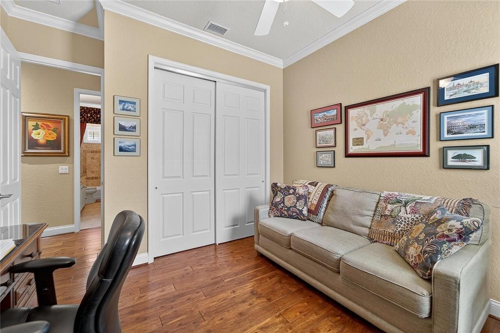 待售: $585,000 (3 贝兹, 2 浴室, 2434 平方英尺)