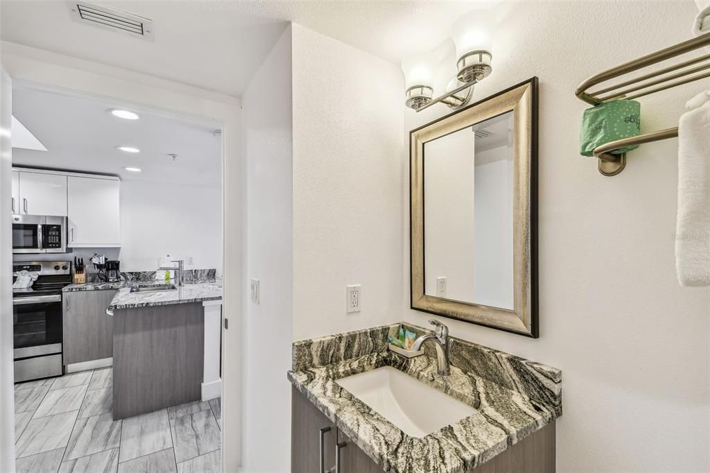 For Sale: $950,000 (2 beds, 2 baths, 836 Square Feet)