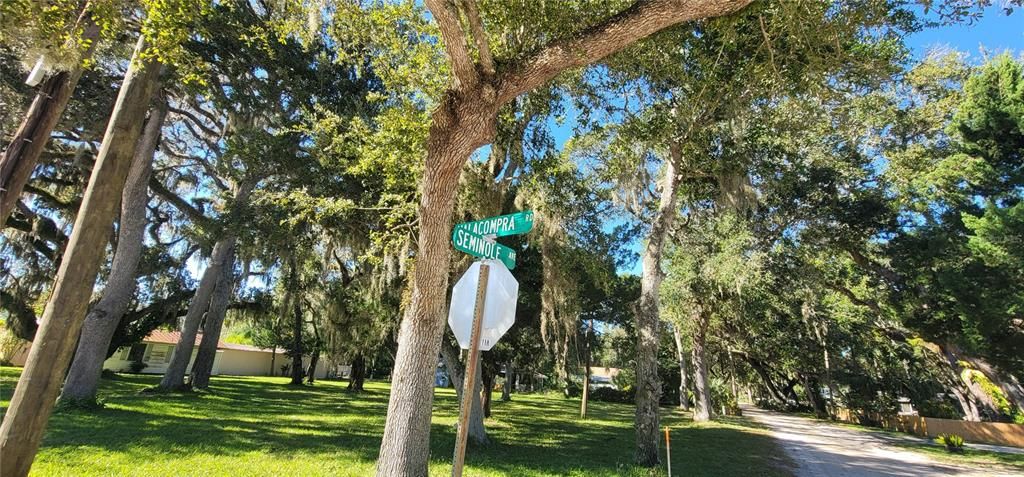 En Venta: $349,000 (0.28 acres)