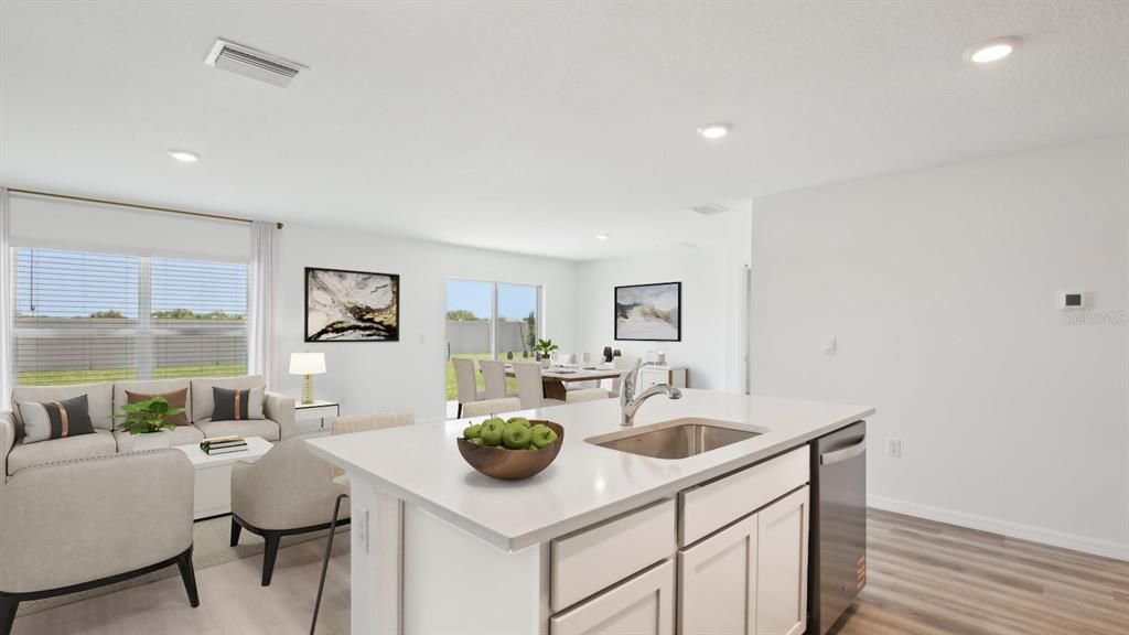 На продажу: $329,000 (3 спален, 2 ванн, 1328 Квадратных фут)