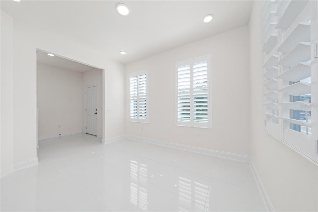 For Rent: $2,995 (3 beds, 2 baths, 1850 Square Feet)