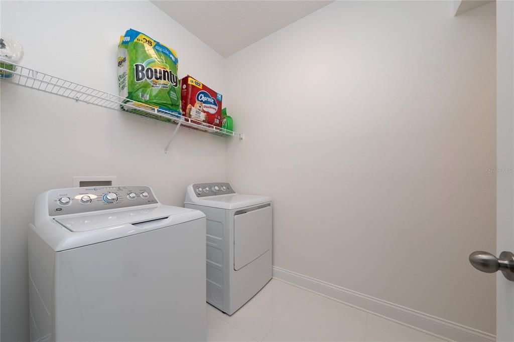 For Rent: $2,995 (3 beds, 2 baths, 1850 Square Feet)