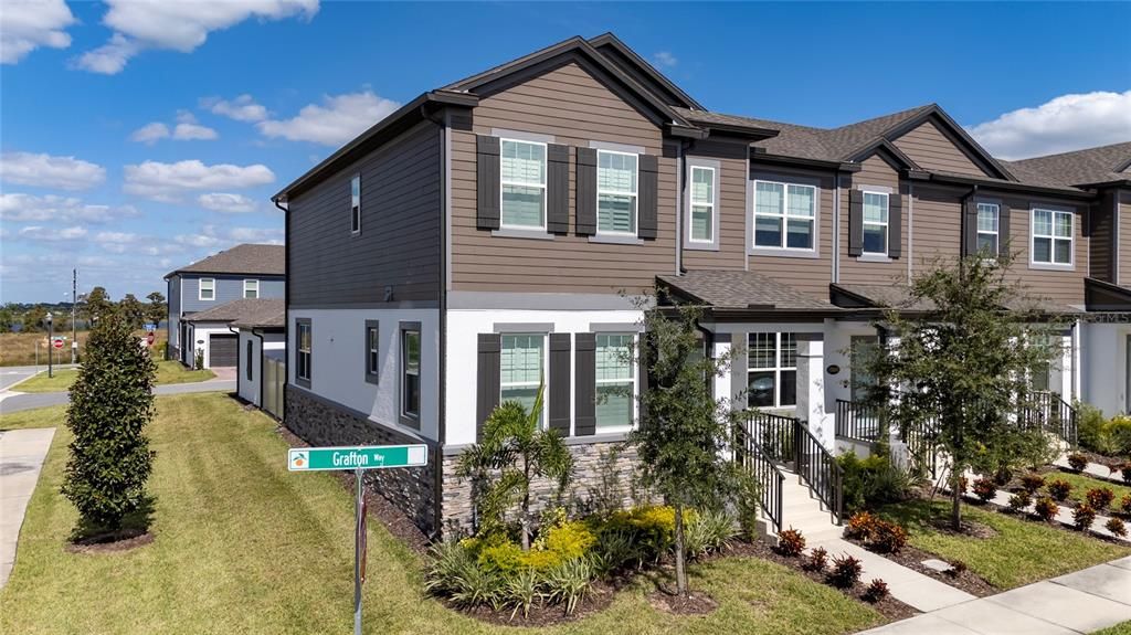 For Rent: $2,995 (3 beds, 2 baths, 1850 Square Feet)