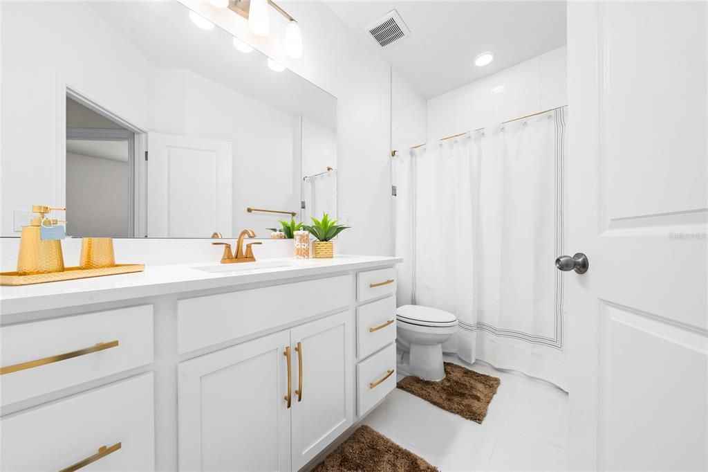 For Rent: $2,995 (3 beds, 2 baths, 1850 Square Feet)