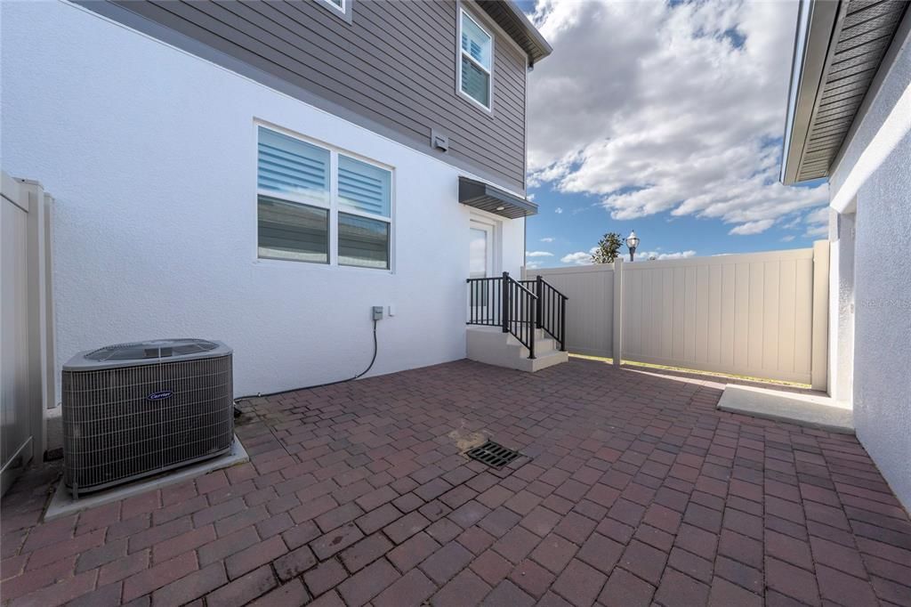 For Rent: $2,995 (3 beds, 2 baths, 1850 Square Feet)