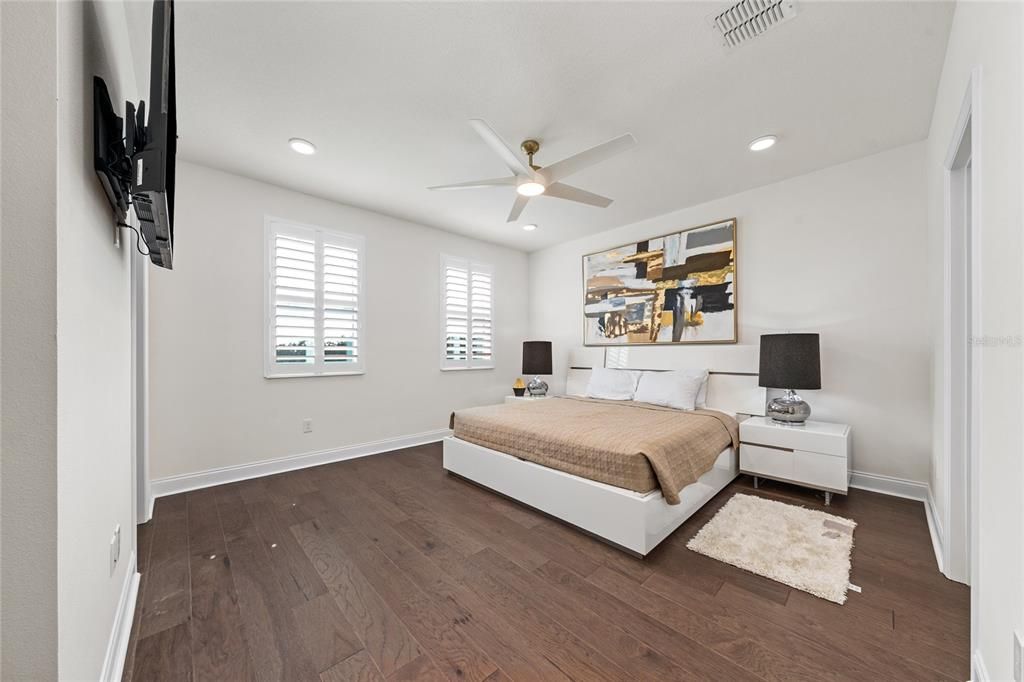 For Rent: $2,995 (3 beds, 2 baths, 1850 Square Feet)