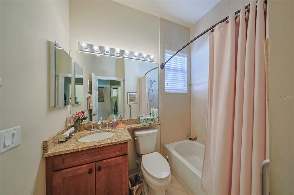 For Sale: $339,000 (3 beds, 2 baths, 1593 Square Feet)