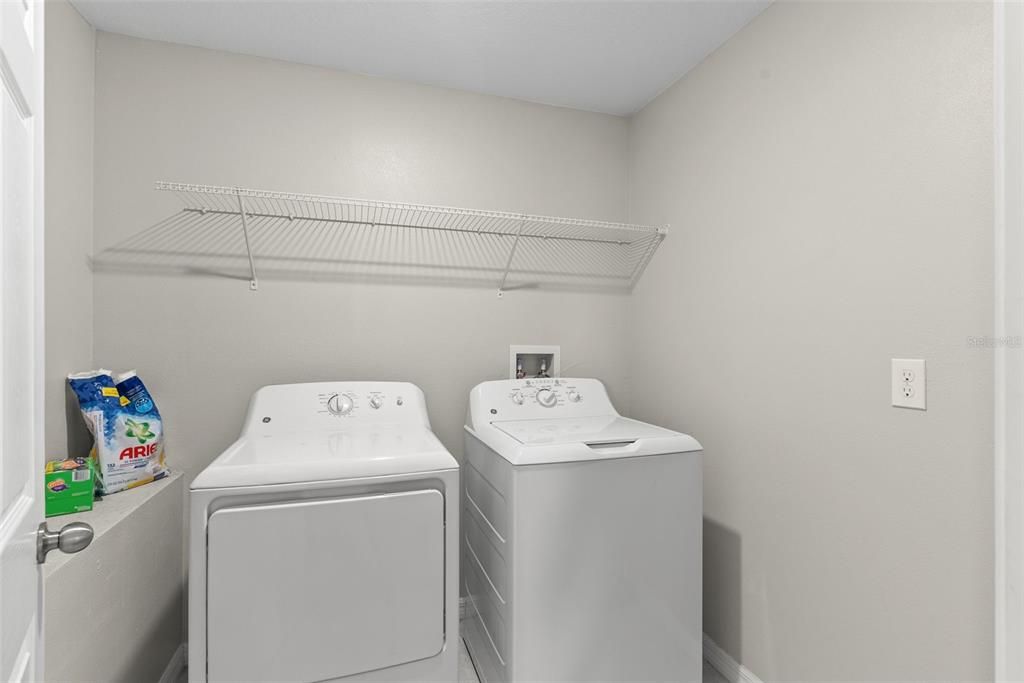 Active With Contract: $387,900 (4 beds, 2 baths, 2584 Square Feet)