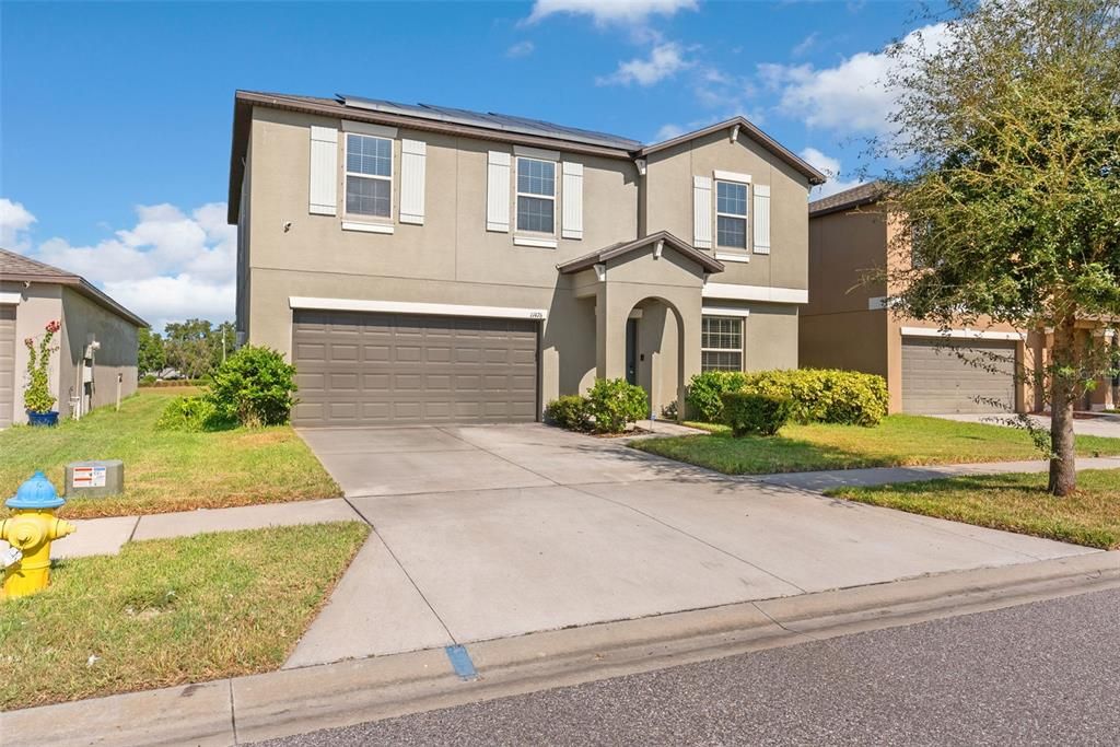Active With Contract: $387,900 (4 beds, 2 baths, 2584 Square Feet)