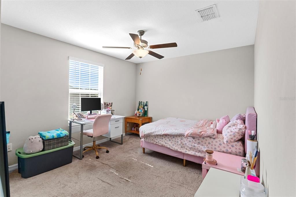 Active With Contract: $387,900 (4 beds, 2 baths, 2584 Square Feet)