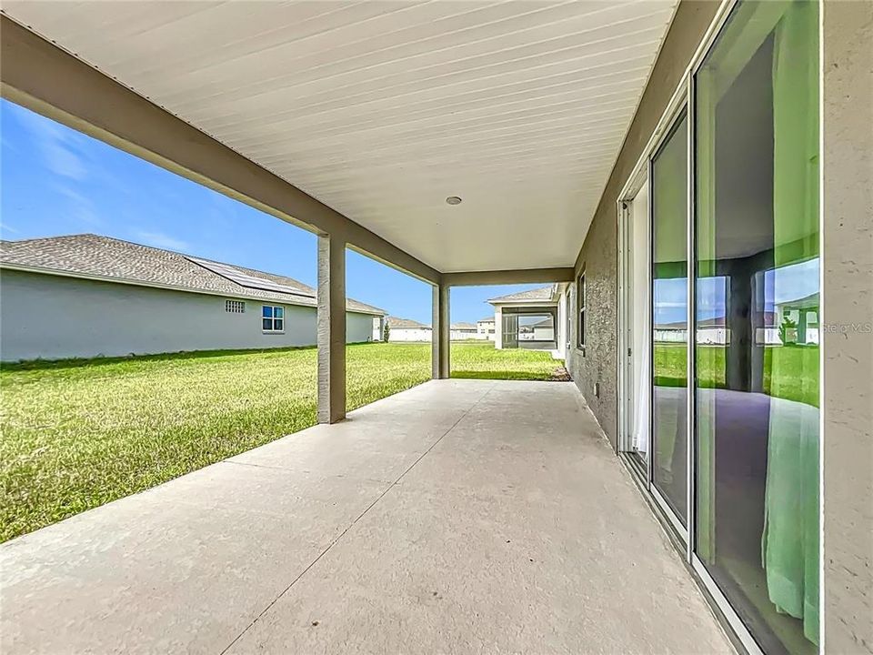 For Rent: $3,250 (5 beds, 3 baths, 3374 Square Feet)