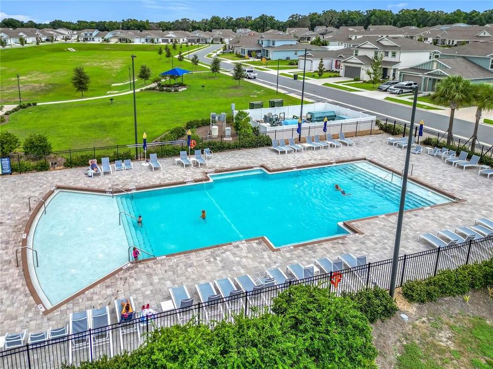 For Rent: $3,250 (5 beds, 3 baths, 3374 Square Feet)