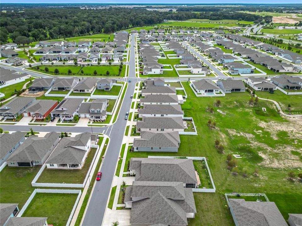 For Rent: $3,250 (5 beds, 3 baths, 3374 Square Feet)