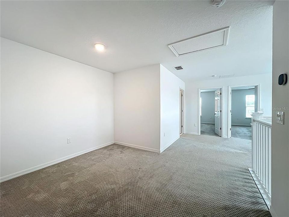 For Rent: $3,250 (5 beds, 3 baths, 3374 Square Feet)