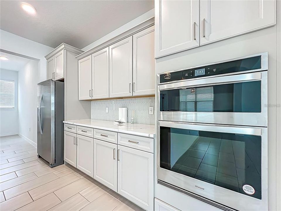 For Rent: $3,250 (5 beds, 3 baths, 3374 Square Feet)