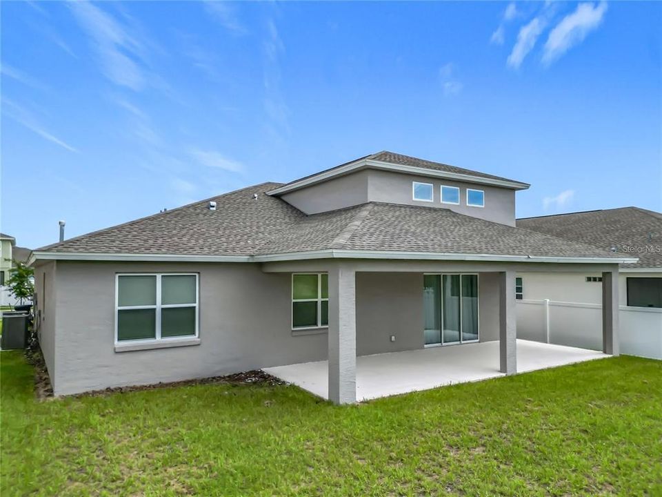 For Rent: $3,250 (5 beds, 3 baths, 3374 Square Feet)