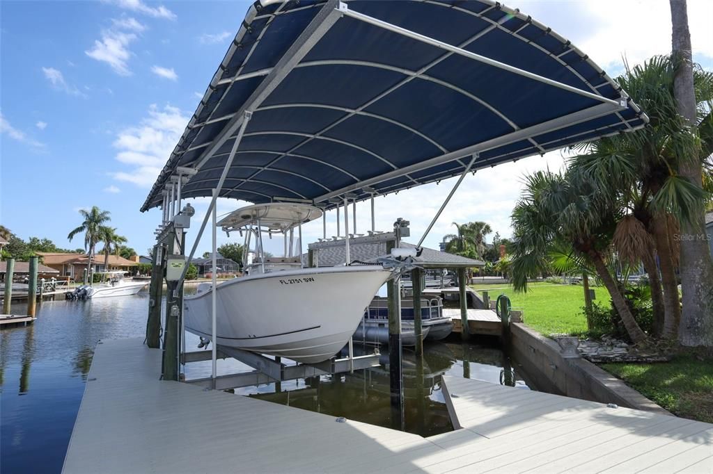 En Venta: $2,449,990 (4 camas, 4 baños, 3674 Pies cuadrados)