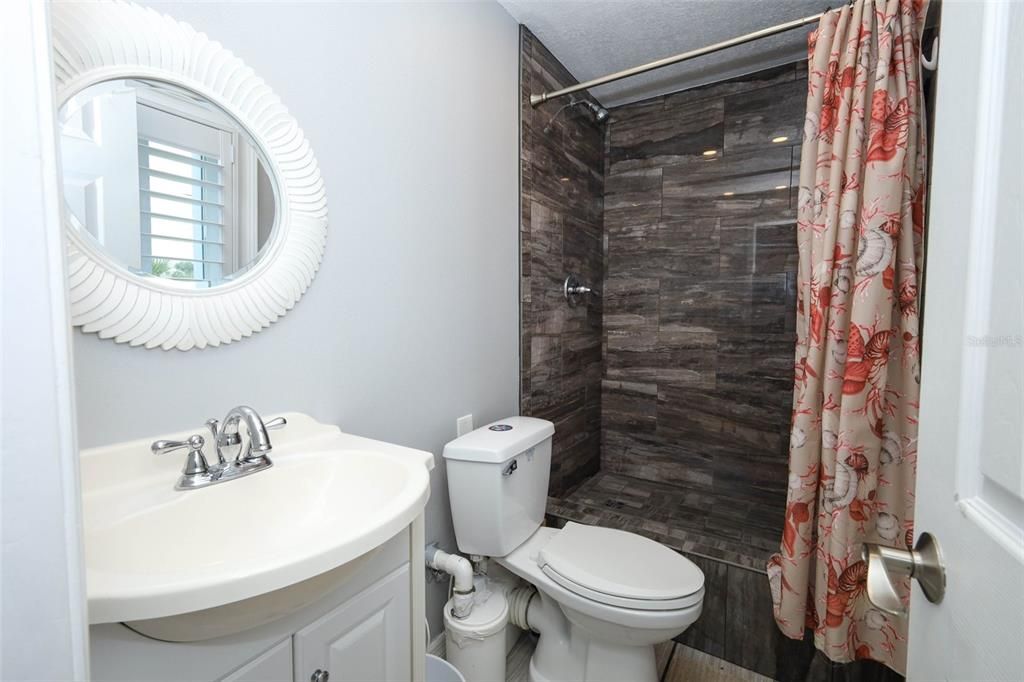 En Venta: $2,449,990 (4 camas, 4 baños, 3674 Pies cuadrados)