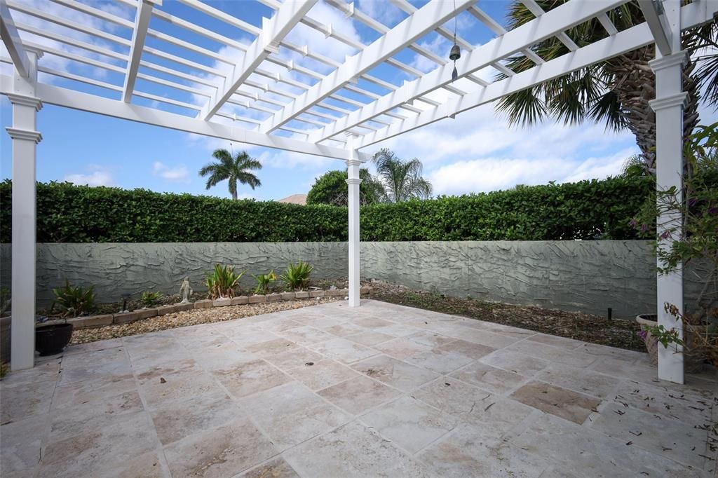 En Venta: $2,449,990 (4 camas, 4 baños, 3674 Pies cuadrados)