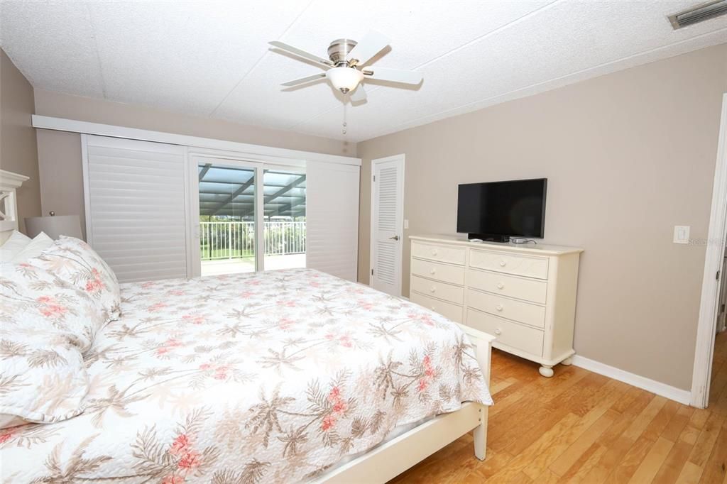 En Venta: $2,449,990 (4 camas, 4 baños, 3674 Pies cuadrados)